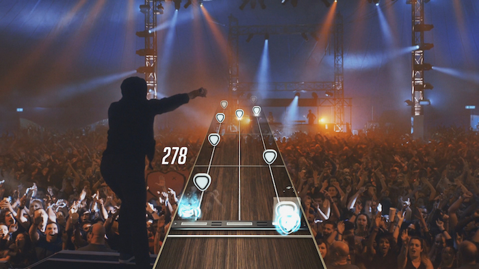 GuitarHeroLive_01